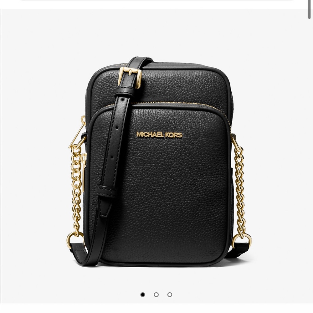 Jet Set Travel Medium Pebbled Leather Crossbody Bag